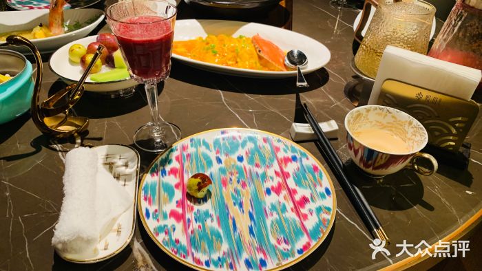 海派悦庭·海胆烧麦·新融合菜(凯德广场店)图片