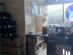 -瑞幸咖啡(经四路万达写字楼店)