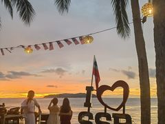 -Sunset Bar(丹绒亚路香格里拉店)