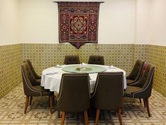 包厢-巴扎美食·新疆菜·西域歌舞表演餐厅(新疆大厦店)