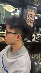 -海文先生国潮烫染男士理发馆