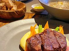 -Carbon莫卡哆·意大利复古集市餐厅(杭州大厦店)