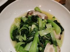 -渝信川菜 · 川味家常菜(财富购物中心店)