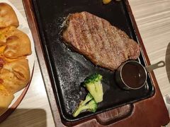 -必胜客(大坪英利店)