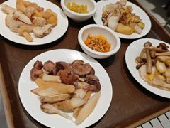 -天宜隆蘑菇宴火锅(石景山旗舰店)