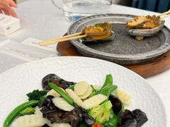 -品海楼·大连海胆锅贴馆(东港店)