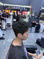 -藤野造型专业烫染接发