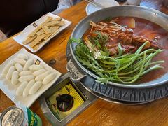 -喇喇排骨火锅·传统韩式脊骨汤(望京西园总店)