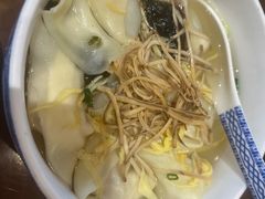 -笑来喜馄饨小笼工坊店(湖滨街店)