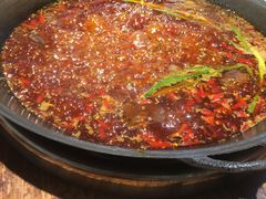 -四小区火锅·巷子里的重庆火锅(花照壁店)