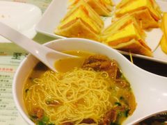 沙爹牛腩面-翠华餐厅(旺角文华商场店)