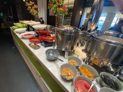 自助取餐区-欢朋餐厅(海口南海希尔顿欢朋酒店)