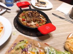 -必胜客(威高广场店)