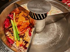 -晓宇重庆火锅(西安荟聚店)