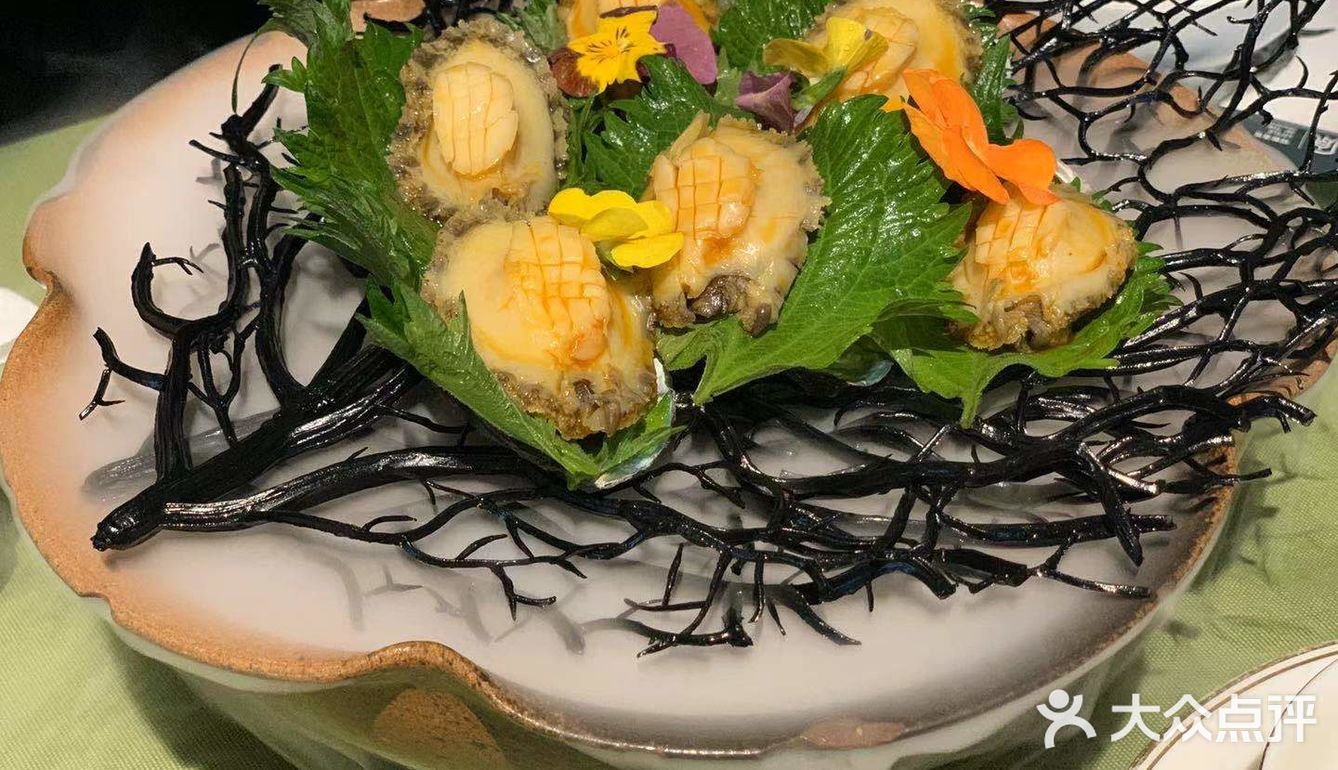很不错的一家川菜馆，建议提前打电话订好包间
