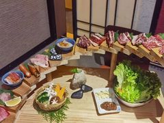 -山川小町·极番烧肉(新地假日广场店)