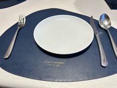 -圣彼得堡观江俄餐厅(中央大街黑金冠店)