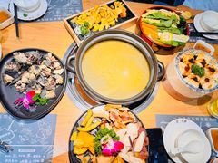 -一朵菌·野生菌探索家火锅(南亚店)