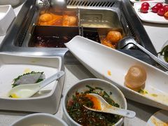 -海底捞火锅鲜切牛肉主题店(长寿路店)