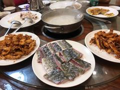 -正能量脆肉鲩火锅