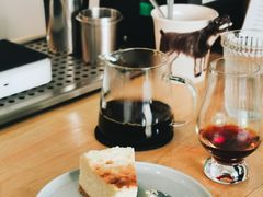 手冲咖啡-悟白咖啡WoobyCafe