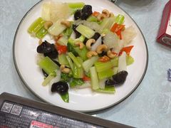 -六和聚传统烤鸭.天津菜(和平店)