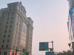 -八一好吃街·高品美食广场