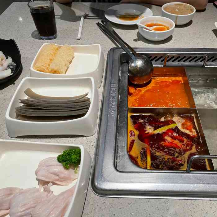 海底捞火锅勒泰购物中心店