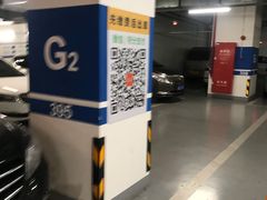 -虹桥天地-停车场