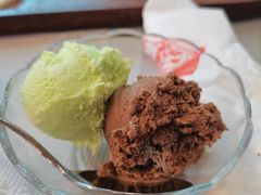 餐后冰淇淋-小白桦西餐厅