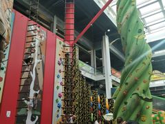 -蒙特利亲子乐园