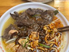 -文山荷鲜居(翠湖店)