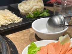 -七欣天香辣蟹火锅(上海银亿滨江店)