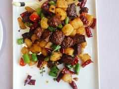 香爆小牛肉粒-大蓉和(一品天下店)