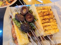 -炖四方东北铁锅炖·烧烤小龙虾(中豪国际店)