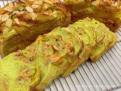 菠菜芋泥吐司-富贵面包公司(运河店)