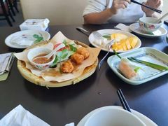 -大头虾越式风味餐厅(光明广场店)