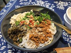 豆花米线-滇道云南特色料理(康定路店)