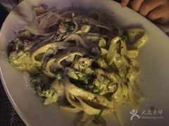 -WOLFGANG PUCK KITCHEN & BAR(迪士尼小镇店)