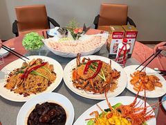 -粤盛海鲜平价店(洛溪食街店)