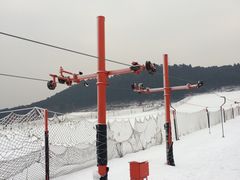 -十三陵雪世界滑雪场