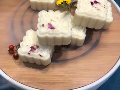 -荷风细雨·中国茶宴(碧云店)