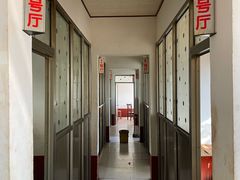 -虹兴砂锅店