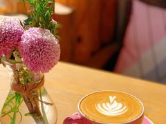 香草拿铁-蜜舍咖啡(洋人街店)