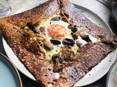 熏肉鸡蛋芝士奶油蘑菇可丽饼-RAC BAR(安福路店)