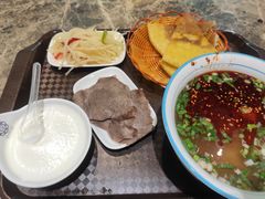 -京穆兰兰州牛肉面·清真(中川机场店)