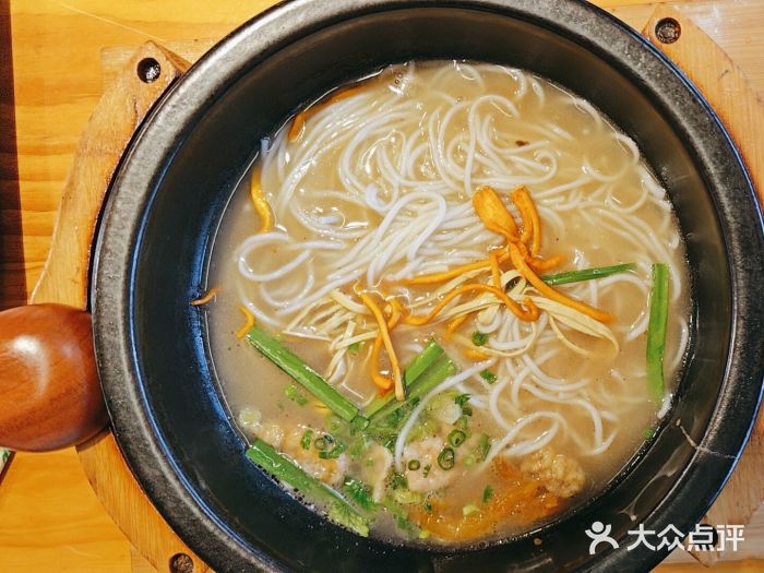 勺子米线·云南传统小吃市集(四方街店)图片