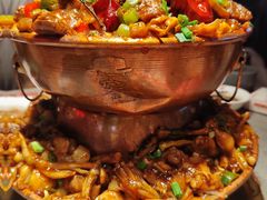 -老佛爷铜炉蛙锅(东门老街店)