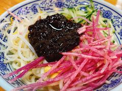 老北京炸酱面-门框胡同百年卤煮(鸟巢店)