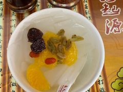 -长人馄饨铺(解放街店)